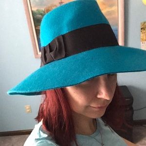 Wide Brim Turquoise Wool Hat 